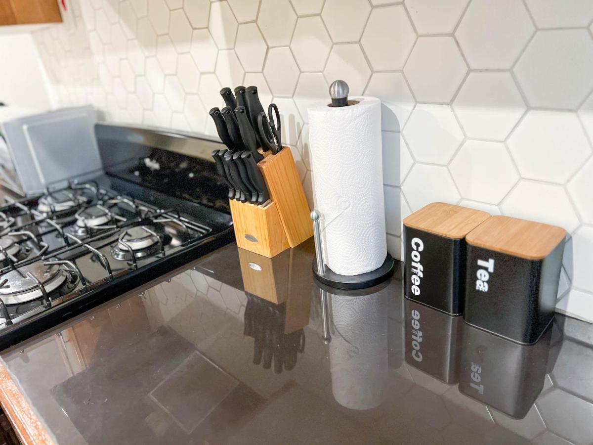 Stacys Place #4 Studio Apartment Port of Spain Екстер'єр фото